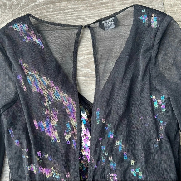 BeBe Lace Sequin  Long Sleeve Romper - Picture 11 of 14